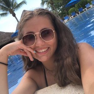 Meet your Posher, Lindsay